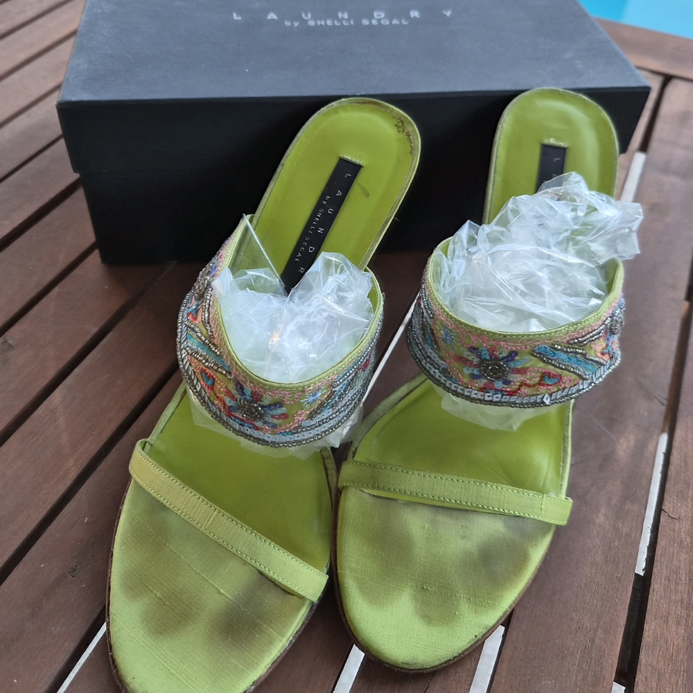 Laundry By Shelli Segal Lime Green Embellished Sandals